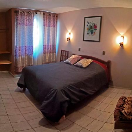 Casa Discreta Cochabamba Hotel Екстериор снимка