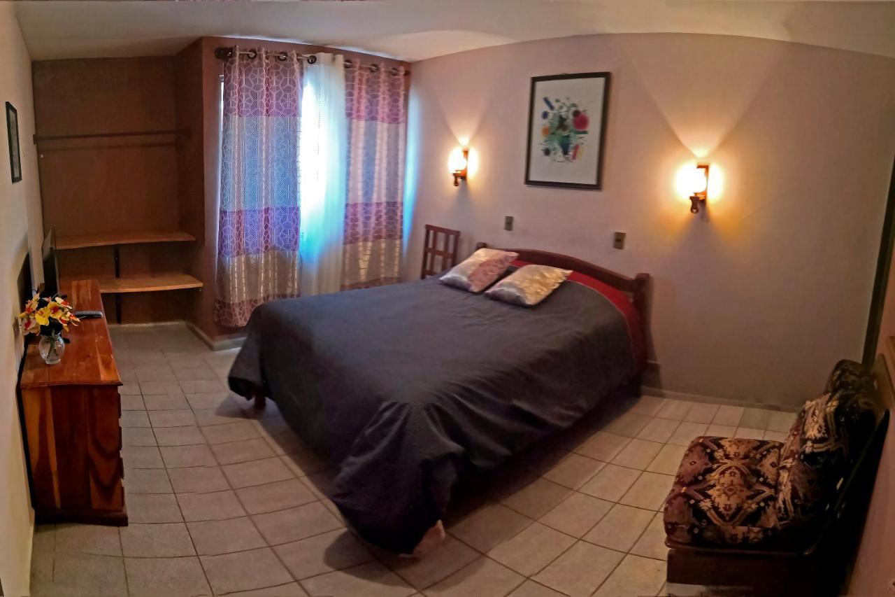 Casa Discreta Cochabamba Hotel Екстериор снимка