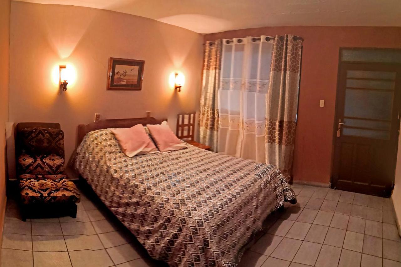 Casa Discreta Cochabamba Hotel Екстериор снимка